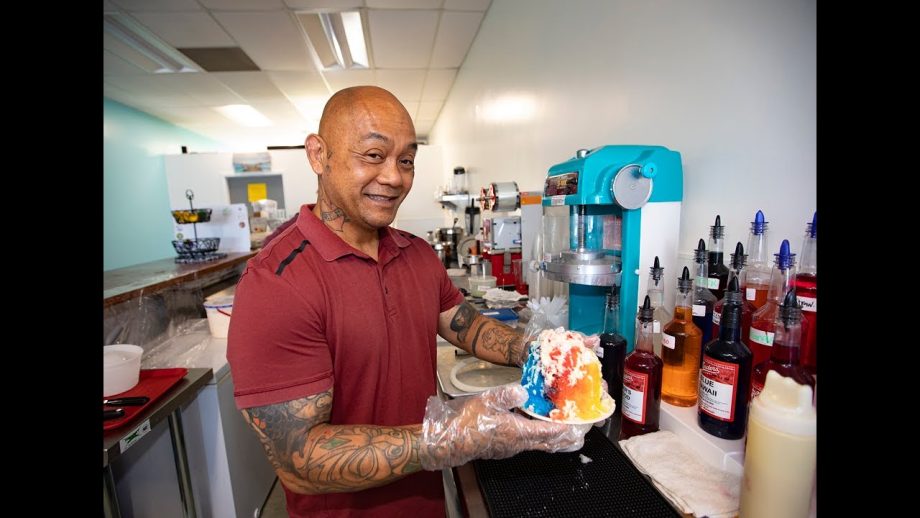 New Pismo Beach spot serves up boba tea, Hawaiian shave ice
